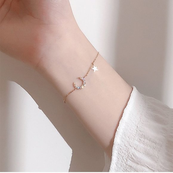 NEW 925 Sterling Silver Diamond Moon Star Bracelet - Picture 4 of 4